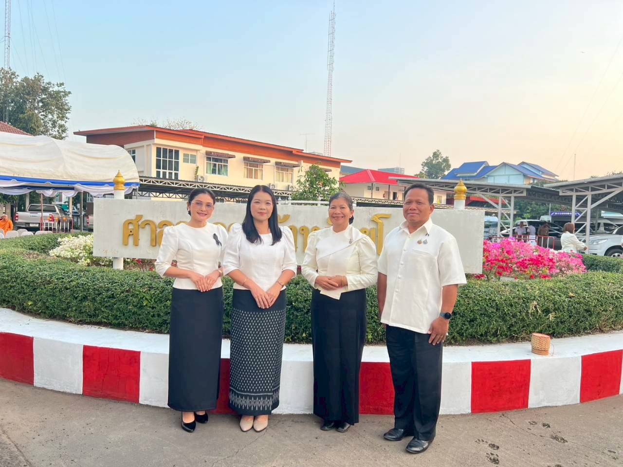 title - ส.ป.ก.ยโสธร ร่วมพิธีทำบุญตักบาตร  ณ ศาลากลางจังหวัดยโสธร เนื่องในโอกาสวันขึ้นปีใหม่ 2569 และกิจกรรมโครงการผู้ว่าฯ พาเติมบุญ หนุนนำวิถีพุทธ